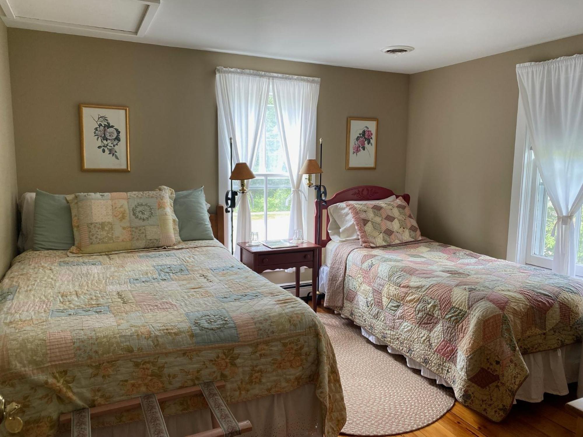 Sylvan Inn Bed&Breakfast Glen Arbor Buitenkant foto